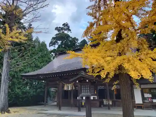 鎮守府八幡宮の本殿