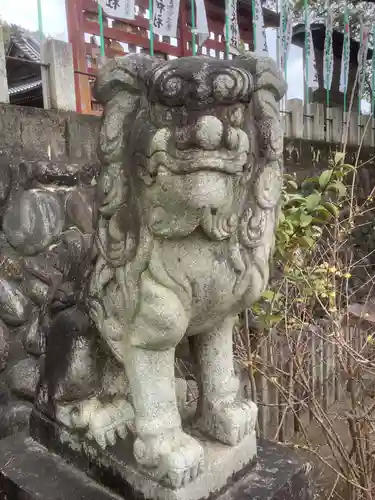 長草天神社の狛犬