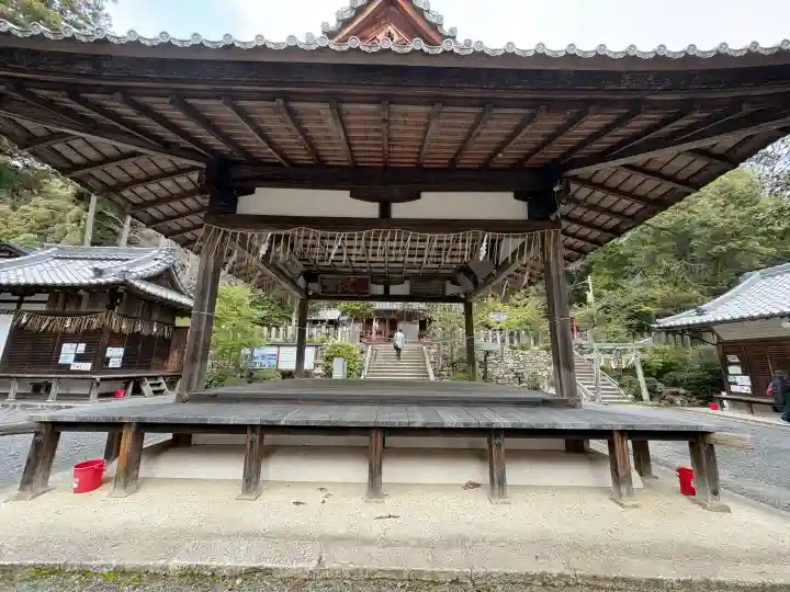 石座神社の{uncategorized: "未分類", other: "その他", undefined: "問題あり", building: "その他建物", grave: "お墓", sacred_gate: "鳥居", guardian: "狛犬", statue: "像", buddha: "仏像", history: "歴史", nature: "自然", garden: "庭園", animal: "動物", pagoda: "塔", temizu: "手水舎", mountain_gate: "山門・神門", sanctuary: "本殿・本堂", subordinate: "末社・摂社", art: "芸術", scenery: "景色", jizo: "地蔵", ema: "絵馬", goshuin: "御朱印", omikuji: "おみくじ", items: "授与品その他", amulet: "お守り", goshuincho: "御朱印帳", eats: "食事", festival: "お祭り", votive_dance: "神楽", shichigosan: "七五三参", wedding: "結婚式", experience: "体験その他", initially: "初詣", around: "周辺", anti_infection: "感染症対策"}