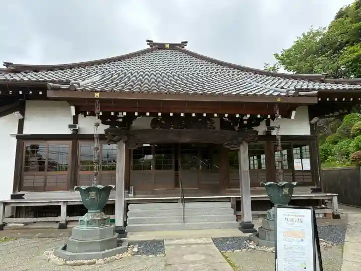 静円寺の{uncategorized: "未分類", other: "その他", undefined: "問題あり", building: "その他建物", grave: "お墓", sacred_gate: "鳥居", guardian: "狛犬", statue: "像", buddha: "仏像", history: "歴史", nature: "自然", garden: "庭園", animal: "動物", pagoda: "塔", temizu: "手水舎", mountain_gate: "山門・神門", sanctuary: "本殿・本堂", subordinate: "末社・摂社", art: "芸術", scenery: "景色", jizo: "地蔵", ema: "絵馬", goshuin: "御朱印", omikuji: "おみくじ", items: "授与品その他", amulet: "お守り", goshuincho: "御朱印帳", eats: "食事", festival: "お祭り", votive_dance: "神楽", shichigosan: "七五三参", wedding: "結婚式", experience: "体験その他", initially: "初詣", around: "周辺", anti_infection: "感染症対策"}