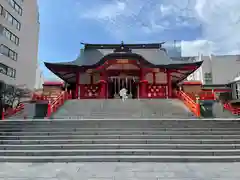 花園神社の本殿