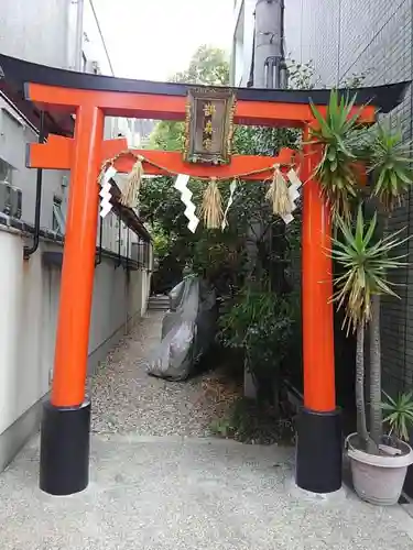 鵲森宮の鳥居