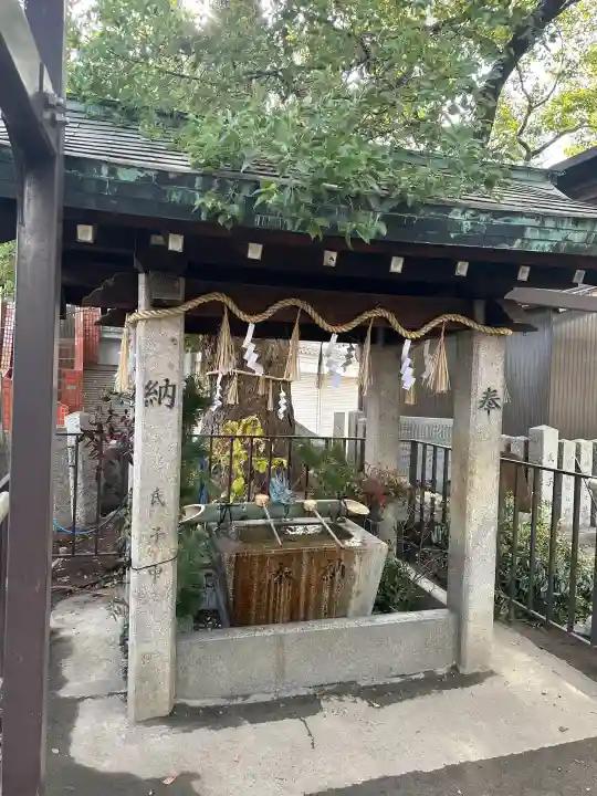 三島神社の{uncategorized: "未分類", other: "その他", undefined: "問題あり", building: "その他建物", grave: "お墓", sacred_gate: "鳥居", guardian: "狛犬", statue: "像", buddha: "仏像", history: "歴史", nature: "自然", garden: "庭園", animal: "動物", pagoda: "塔", temizu: "手水舎", mountain_gate: "山門・神門", sanctuary: "本殿・本堂", subordinate: "末社・摂社", art: "芸術", scenery: "景色", jizo: "地蔵", ema: "絵馬", goshuin: "御朱印", omikuji: "おみくじ", items: "授与品その他", amulet: "お守り", goshuincho: "御朱印帳", eats: "食事", festival: "お祭り", votive_dance: "神楽", shichigosan: "七五三参", wedding: "結婚式", experience: "体験その他", initially: "初詣", around: "周辺", anti_infection: "感染症対策"}
