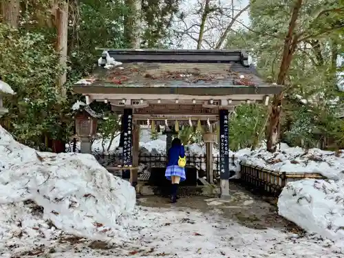 伊佐須美神社の手水舎
