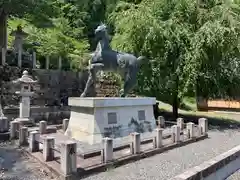 矢合神社の像