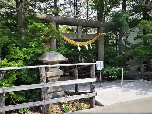 白石神社の鳥居