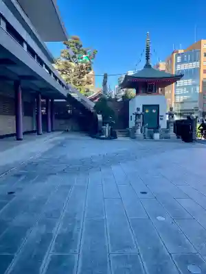 大聖院の{uncategorized: "未分類", other: "その他", undefined: "問題あり", building: "その他建物", grave: "お墓", sacred_gate: "鳥居", guardian: "狛犬", statue: "像", buddha: "仏像", history: "歴史", nature: "自然", garden: "庭園", animal: "動物", pagoda: "塔", temizu: "手水舎", mountain_gate: "山門・神門", sanctuary: "本殿・本堂", subordinate: "末社・摂社", art: "芸術", scenery: "景色", jizo: "地蔵", ema: "絵馬", goshuin: "御朱印", omikuji: "おみくじ", items: "授与品その他", amulet: "お守り", goshuincho: "御朱印帳", eats: "食事", festival: "お祭り", votive_dance: "神楽", shichigosan: "七五三参", wedding: "結婚式", experience: "体験その他", initially: "初詣", around: "周辺", anti_infection: "感染症対策"}