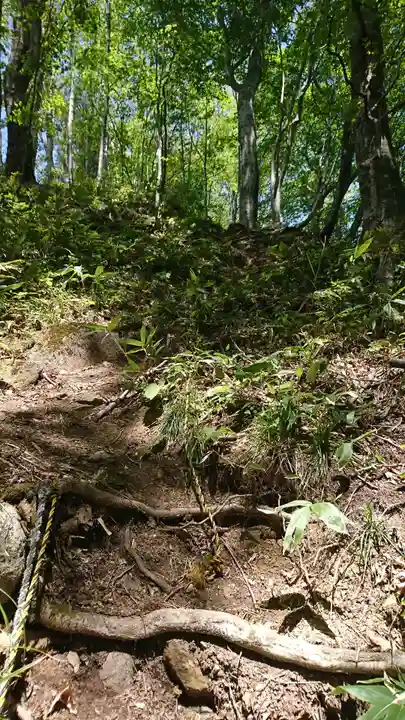 船形山神社の周辺