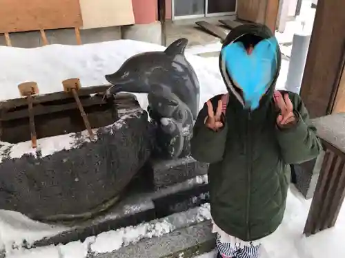 諏訪神社の手水