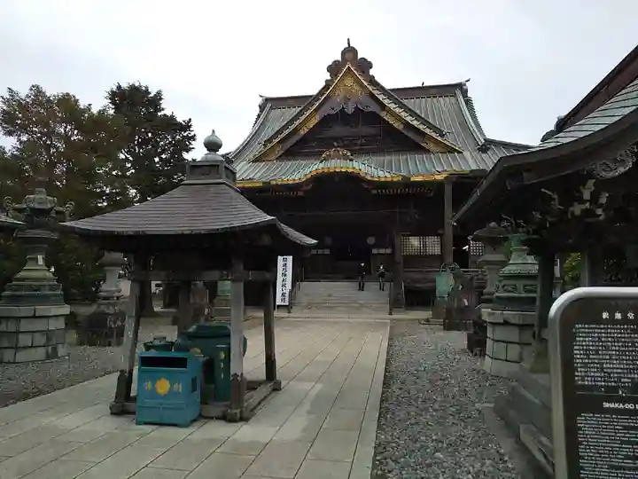 成田山新勝寺の本殿・本堂