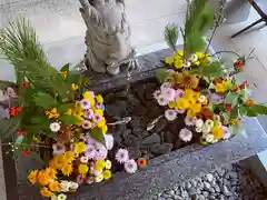 滑川神社 - 仕事と子どもの守り神の手水