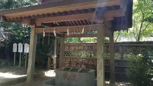 側高神社の手水舎