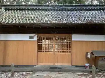 多奈閇神社の本殿・本堂