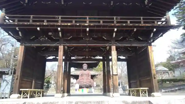 八事山 興正寺の山門・神門