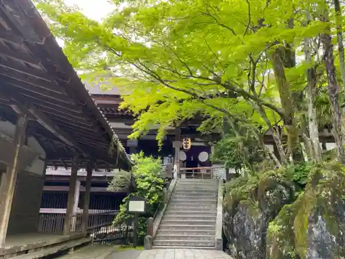 石山寺の本殿・本堂