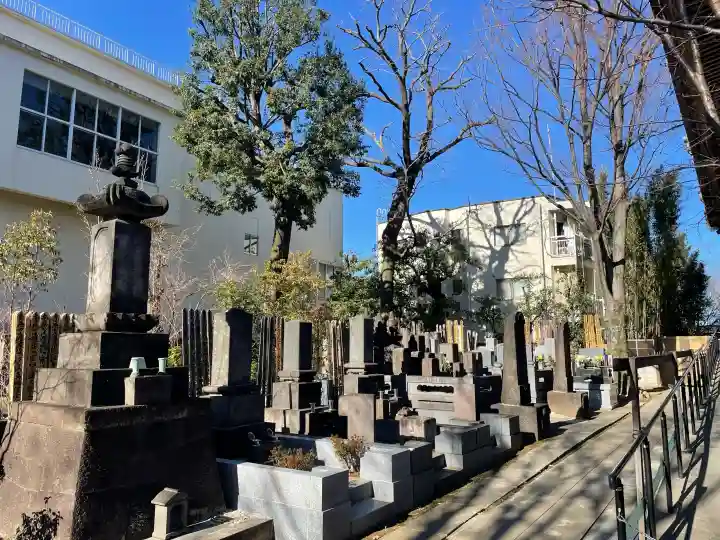 幸國寺の{uncategorized: "未分類", other: "その他", undefined: "問題あり", building: "その他建物", grave: "お墓", sacred_gate: "鳥居", guardian: "狛犬", statue: "像", buddha: "仏像", history: "歴史", nature: "自然", garden: "庭園", animal: "動物", pagoda: "塔", temizu: "手水舎", mountain_gate: "山門・神門", sanctuary: "本殿・本堂", subordinate: "末社・摂社", art: "芸術", scenery: "景色", jizo: "地蔵", ema: "絵馬", goshuin: "御朱印", omikuji: "おみくじ", items: "授与品その他", amulet: "お守り", goshuincho: "御朱印帳", eats: "食事", festival: "お祭り", votive_dance: "神楽", shichigosan: "七五三参", wedding: "結婚式", experience: "体験その他", initially: "初詣", around: "周辺", anti_infection: "感染症対策"}