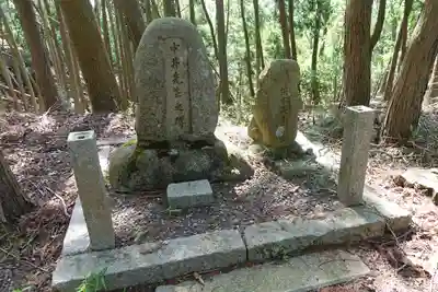 磐栄稲荷宮の末社・摂社