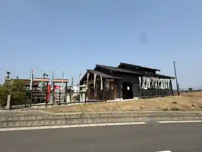 中島黒體龍王大神社の{uncategorized: "未分類", other: "その他", undefined: "問題あり", building: "その他建物", grave: "お墓", sacred_gate: "鳥居", guardian: "狛犬", statue: "像", buddha: "仏像", history: "歴史", nature: "自然", garden: "庭園", animal: "動物", pagoda: "塔", temizu: "手水舎", mountain_gate: "山門・神門", sanctuary: "本殿・本堂", subordinate: "末社・摂社", art: "芸術", scenery: "景色", jizo: "地蔵", ema: "絵馬", goshuin: "御朱印", omikuji: "おみくじ", items: "授与品その他", amulet: "お守り", goshuincho: "御朱印帳", eats: "食事", festival: "お祭り", votive_dance: "神楽", shichigosan: "七五三参", wedding: "結婚式", experience: "体験その他", initially: "初詣", around: "周辺", anti_infection: "感染症対策"}