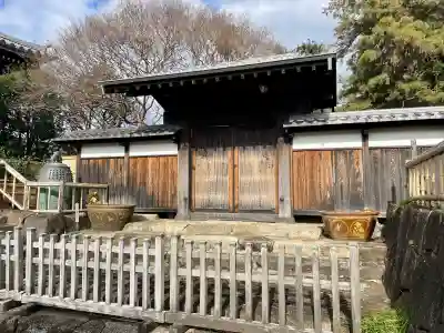 妙蓮寺の{uncategorized: "未分類", other: "その他", undefined: "問題あり", building: "その他建物", grave: "お墓", sacred_gate: "鳥居", guardian: "狛犬", statue: "像", buddha: "仏像", history: "歴史", nature: "自然", garden: "庭園", animal: "動物", pagoda: "塔", temizu: "手水舎", mountain_gate: "山門・神門", sanctuary: "本殿・本堂", subordinate: "末社・摂社", art: "芸術", scenery: "景色", jizo: "地蔵", ema: "絵馬", goshuin: "御朱印", omikuji: "おみくじ", items: "授与品その他", amulet: "お守り", goshuincho: "御朱印帳", eats: "食事", festival: "お祭り", votive_dance: "神楽", shichigosan: "七五三参", wedding: "結婚式", experience: "体験その他", initially: "初詣", around: "周辺", anti_infection: "感染症対策"}