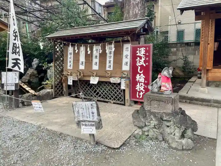 川越熊野神社の{uncategorized: "未分類", other: "その他", undefined: "問題あり", building: "その他建物", grave: "お墓", sacred_gate: "鳥居", guardian: "狛犬", statue: "像", buddha: "仏像", history: "歴史", nature: "自然", garden: "庭園", animal: "動物", pagoda: "塔", temizu: "手水舎", mountain_gate: "山門・神門", sanctuary: "本殿・本堂", subordinate: "末社・摂社", art: "芸術", scenery: "景色", jizo: "地蔵", ema: "絵馬", goshuin: "御朱印", omikuji: "おみくじ", items: "授与品その他", amulet: "お守り", goshuincho: "御朱印帳", eats: "食事", festival: "お祭り", votive_dance: "神楽", shichigosan: "七五三参", wedding: "結婚式", experience: "体験その他", initially: "初詣", around: "周辺", anti_infection: "感染症対策"}