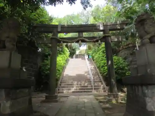 横浜一之宮神社の鳥居