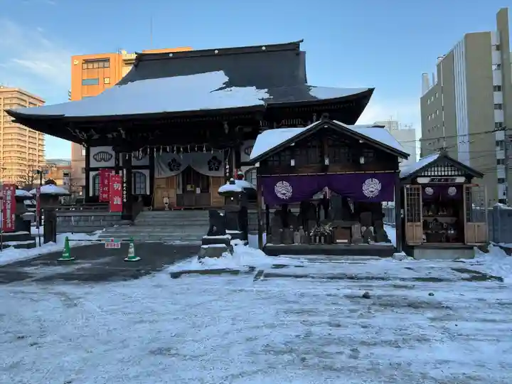 成田山札幌別院新栄寺の初詣