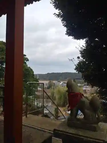 下生稲荷神社の狛犬