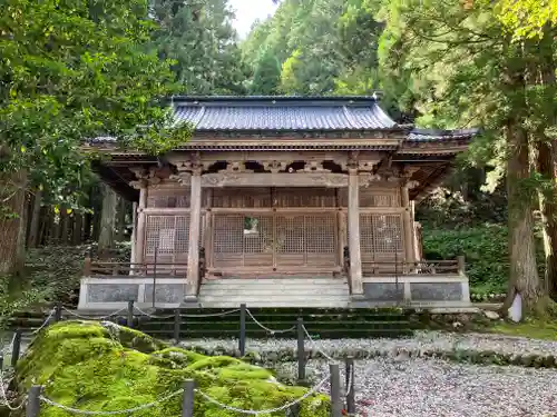 鳩谷八幡神社の本殿