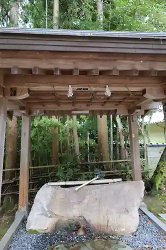 松江城山稲荷神社の手水舎