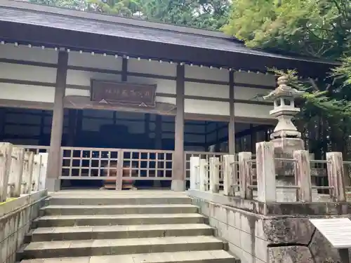 秩父御嶽神社の本殿