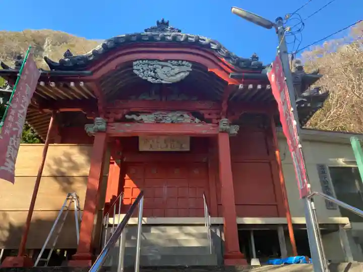 大聖院(高塚不動尊)の本殿・本堂