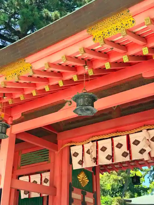 長田神社の{uncategorized: "未分類", other: "その他", undefined: "問題あり", building: "その他建物", grave: "お墓", sacred_gate: "鳥居", guardian: "狛犬", statue: "像", buddha: "仏像", history: "歴史", nature: "自然", garden: "庭園", animal: "動物", pagoda: "塔", temizu: "手水舎", mountain_gate: "山門・神門", sanctuary: "本殿・本堂", subordinate: "末社・摂社", art: "芸術", scenery: "景色", jizo: "地蔵", ema: "絵馬", goshuin: "御朱印", omikuji: "おみくじ", items: "授与品その他", amulet: "お守り", goshuincho: "御朱印帳", eats: "食事", festival: "お祭り", votive_dance: "神楽", shichigosan: "七五三参", wedding: "結婚式", experience: "体験その他", initially: "初詣", around: "周辺", anti_infection: "感染症対策"}