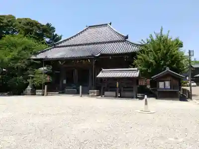 地藏院（寳蔵寺）の本殿・本堂