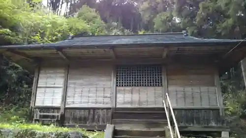 諏訪神社の本殿・本堂