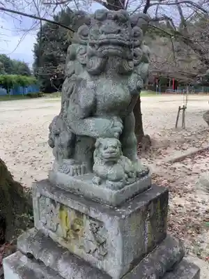 坂下神社の狛犬