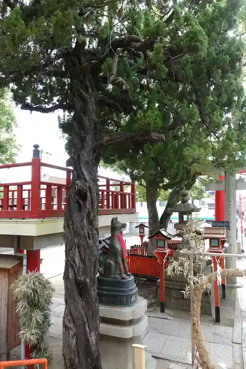 瓢箪山稲荷神社の狛犬