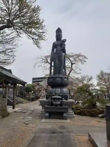 禅昌寺の仏像