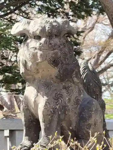 彌彦神社　(伊夜日子神社)の狛犬