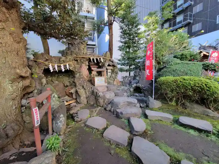 羽衣町厳島神社(関内厳島神社・横浜弁天)の末社・摂社