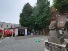 穏田神社の建物その他