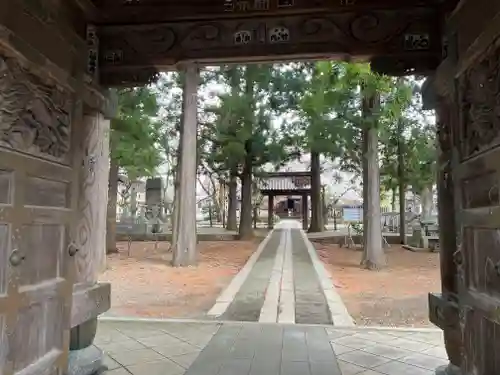 報恩寺の山門