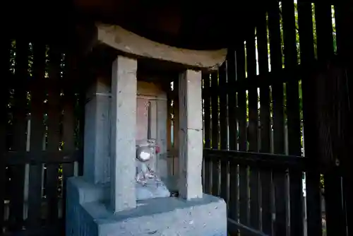 須賀神社の末社