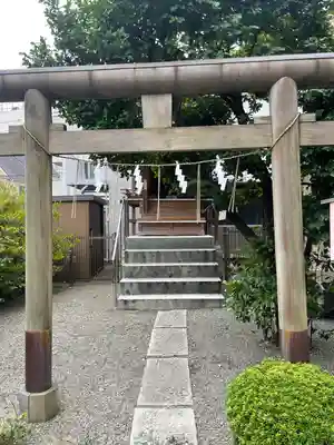 大鳥神社の鳥居