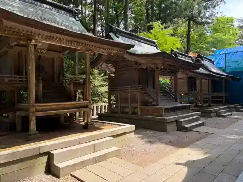 彌彦神社の{uncategorized: "未分類", other: "その他", undefined: "問題あり", building: "その他建物", grave: "お墓", sacred_gate: "鳥居", guardian: "狛犬", statue: "像", buddha: "仏像", history: "歴史", nature: "自然", garden: "庭園", animal: "動物", pagoda: "塔", temizu: "手水舎", mountain_gate: "山門・神門", sanctuary: "本殿・本堂", subordinate: "末社・摂社", art: "芸術", scenery: "景色", jizo: "地蔵", ema: "絵馬", goshuin: "御朱印", omikuji: "おみくじ", items: "授与品その他", amulet: "お守り", goshuincho: "御朱印帳", eats: "食事", festival: "お祭り", votive_dance: "神楽", shichigosan: "七五三参", wedding: "結婚式", experience: "体験その他", initially: "初詣", around: "周辺", anti_infection: "感染症対策"}