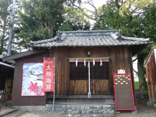 稲荷神社の本殿