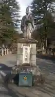 南湖神社の像