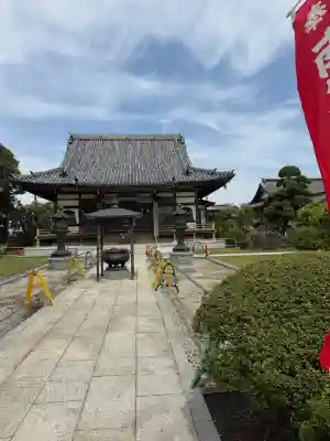 東泉寺の{uncategorized: "未分類", other: "その他", undefined: "問題あり", building: "その他建物", grave: "お墓", sacred_gate: "鳥居", guardian: "狛犬", statue: "像", buddha: "仏像", history: "歴史", nature: "自然", garden: "庭園", animal: "動物", pagoda: "塔", temizu: "手水舎", mountain_gate: "山門・神門", sanctuary: "本殿・本堂", subordinate: "末社・摂社", art: "芸術", scenery: "景色", jizo: "地蔵", ema: "絵馬", goshuin: "御朱印", omikuji: "おみくじ", items: "授与品その他", amulet: "お守り", goshuincho: "御朱印帳", eats: "食事", festival: "お祭り", votive_dance: "神楽", shichigosan: "七五三参", wedding: "結婚式", experience: "体験その他", initially: "初詣", around: "周辺", anti_infection: "感染症対策"}