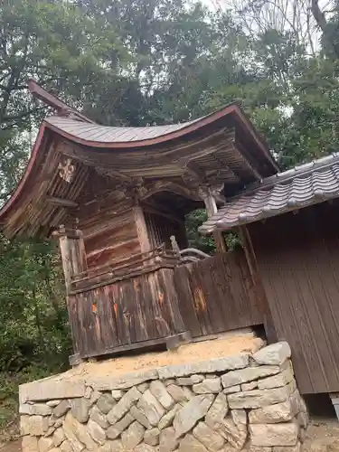 鰐鳴八幡宮の末社