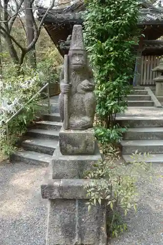 猿丸神社の狛犬