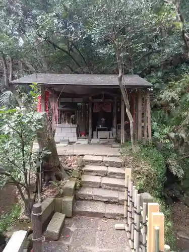 明王院（満願寺別院）の末社・摂社